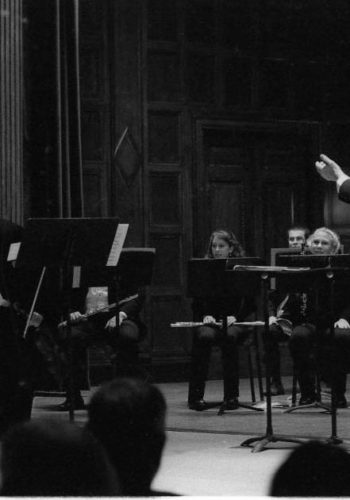 The Eastman Wind Ensemble concert on November 11th included a performance of the rarely heard Violin Concerto featuring faculty artist Charles Castleman as soloist. A vocal ensemble of six Eastman students was featured in the performance of Weill’s Mahagonny Songspiel with texts by Bertolt Brecht.
