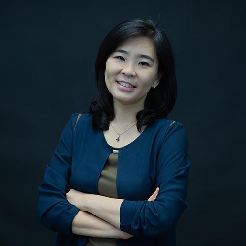 Sangmi Kang, instructor