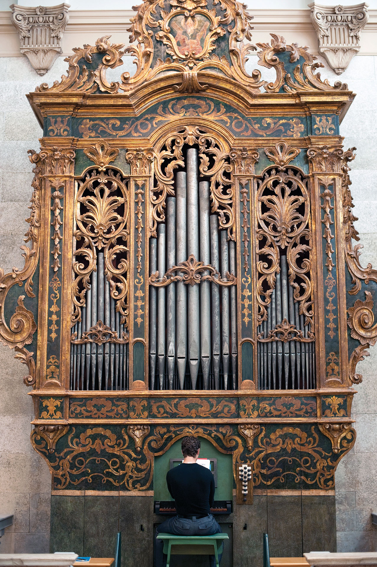 baroque style music organs        <h3 class=